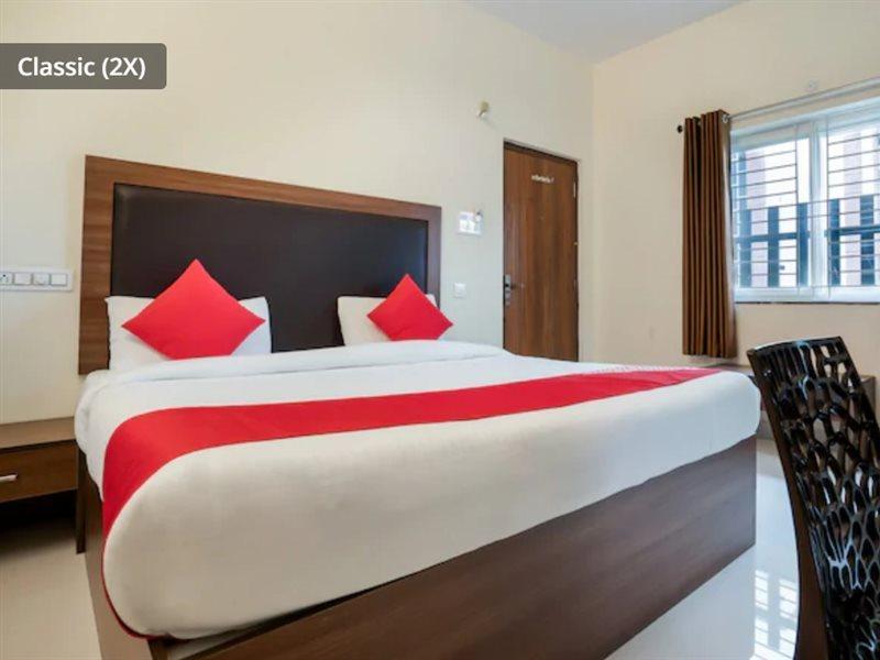 Hotel O Gokul Grand Near Sr Nagar Police Station Hyderabad Exterior photo